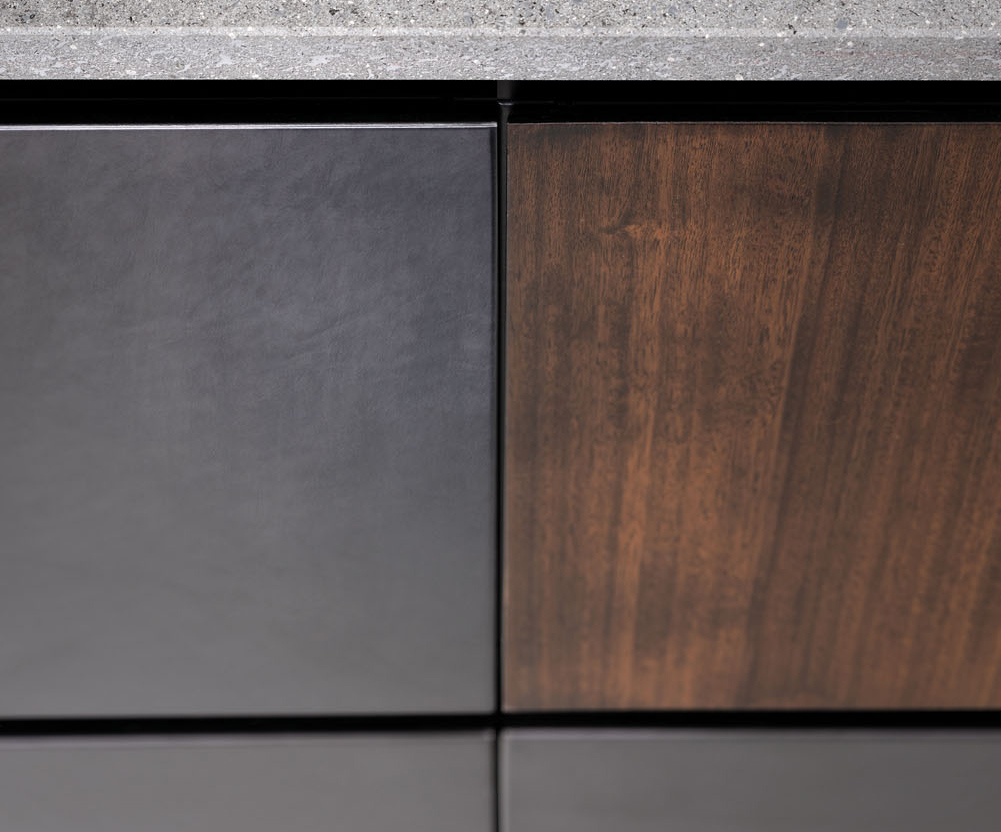 Ghost texture cucina in acciaio inox e texture geometrica | Xera linea per la casa indoor kitchen | Cucine per la casa