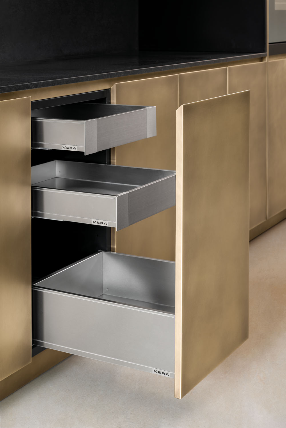 Cucina alta qualità Square acciaio ottone nuvolato cucine italiane | Xera Cucina italiana