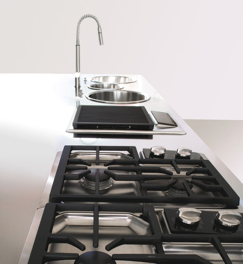 Cucina essenziale Square in acciaio inox | Xera cucine moderne